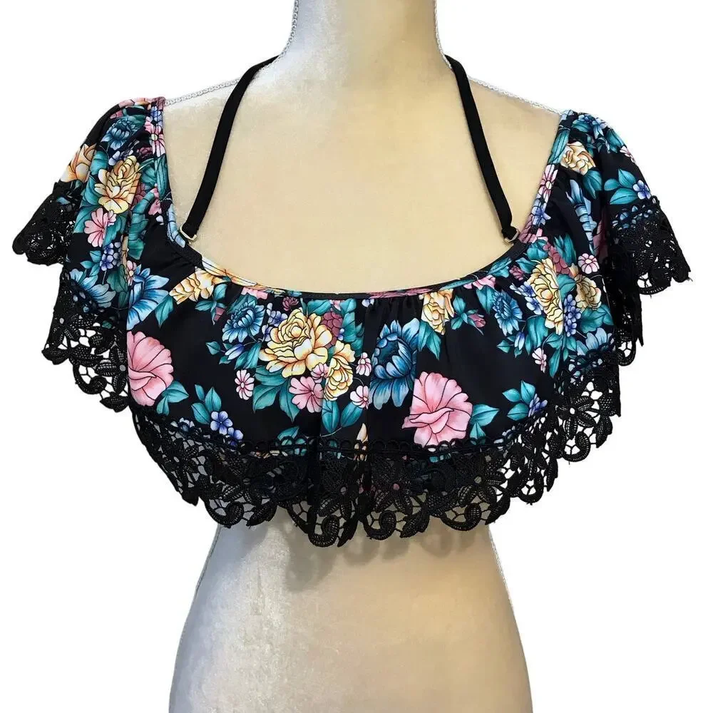 Time and Tru NWT Convertible Swim Top Women 8-10 (D/DD)